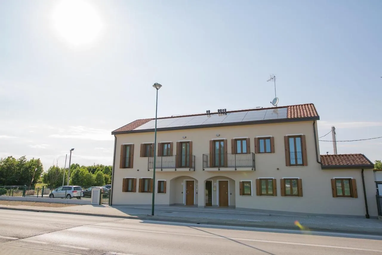 Venezia Fly Apartments Tessera 0*,