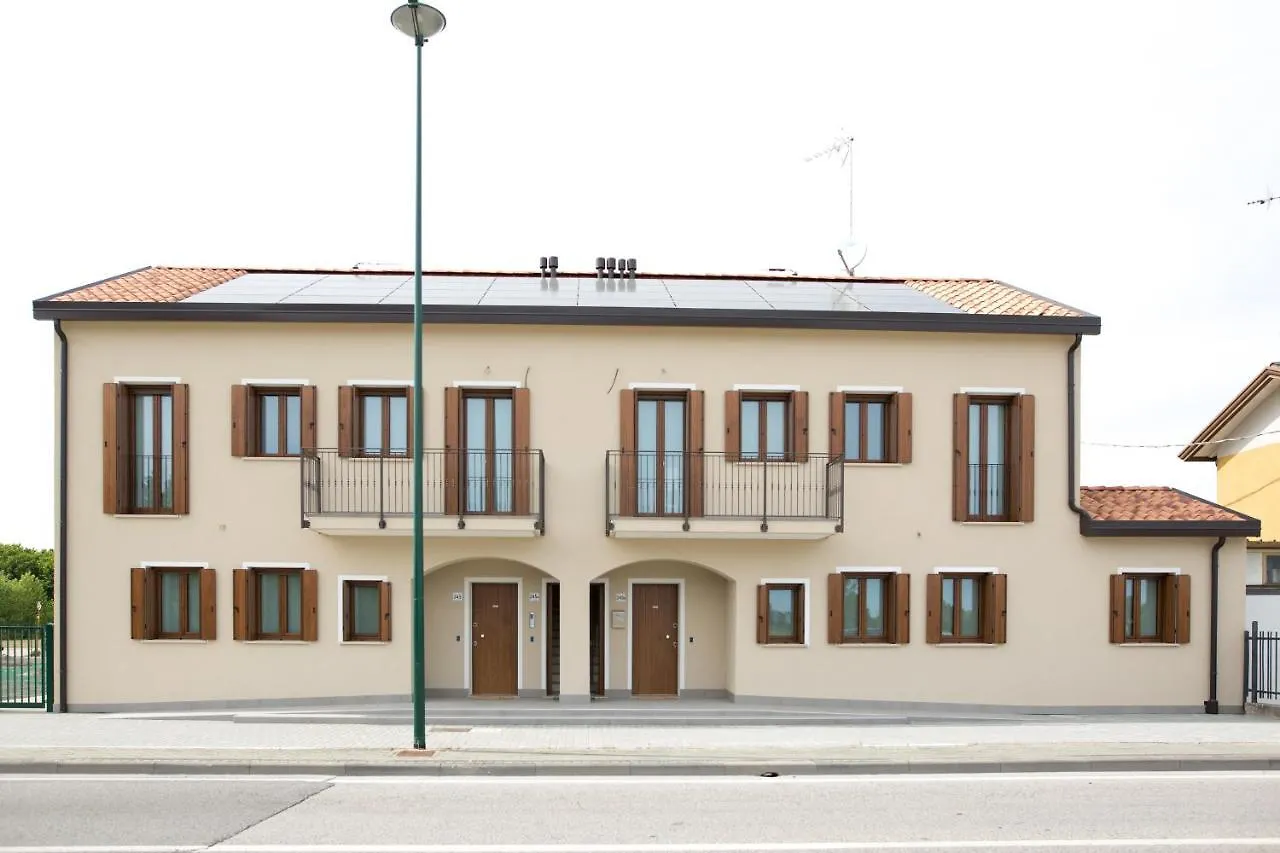 Venezia Fly Apartments Tessera